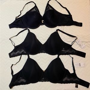 One 32G (lace) and two 30G Natori bras NWT.